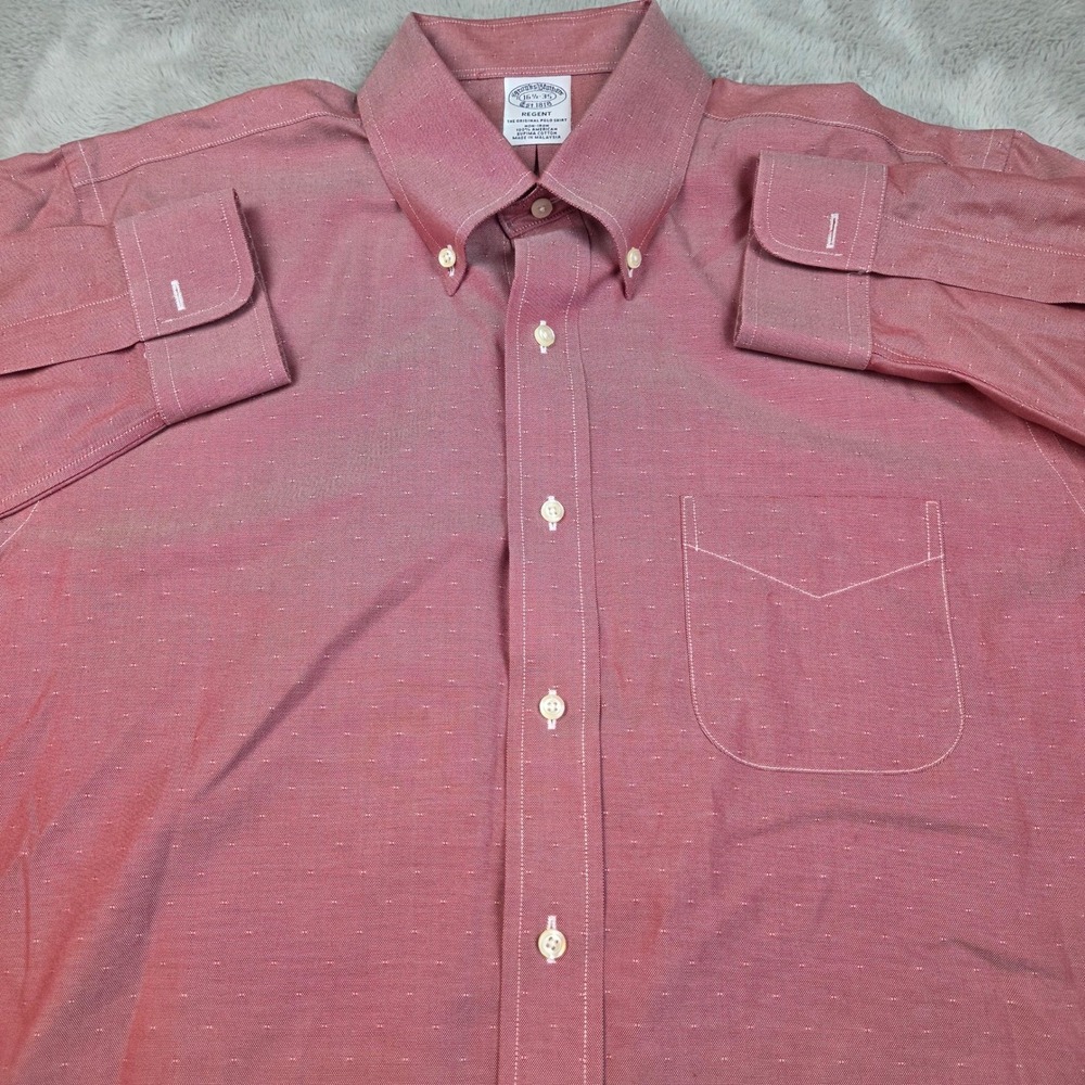 Brooks Brothers Dress Shirt Mens 16.5-35 Regent Fit Non-Iron Red 100% Cotton